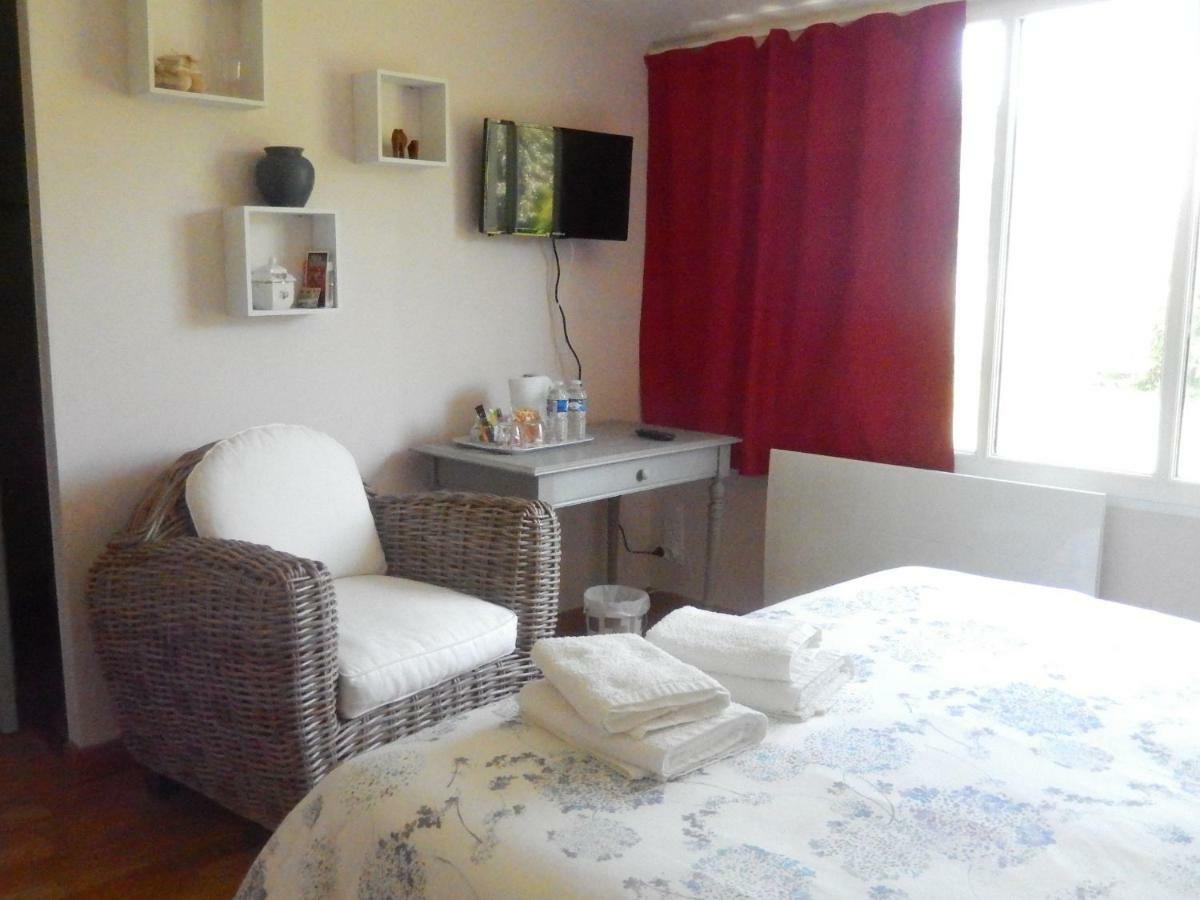 Saint-Martin-des-Noyers Chambres D'Hote Le Prelude מראה חיצוני תמונה