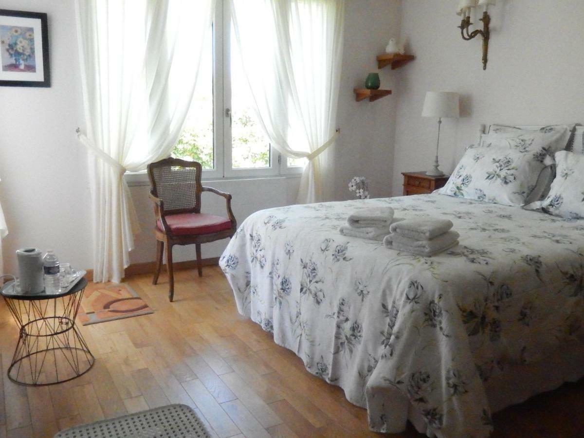 Saint-Martin-des-Noyers Chambres D'Hote Le Prelude מראה חיצוני תמונה