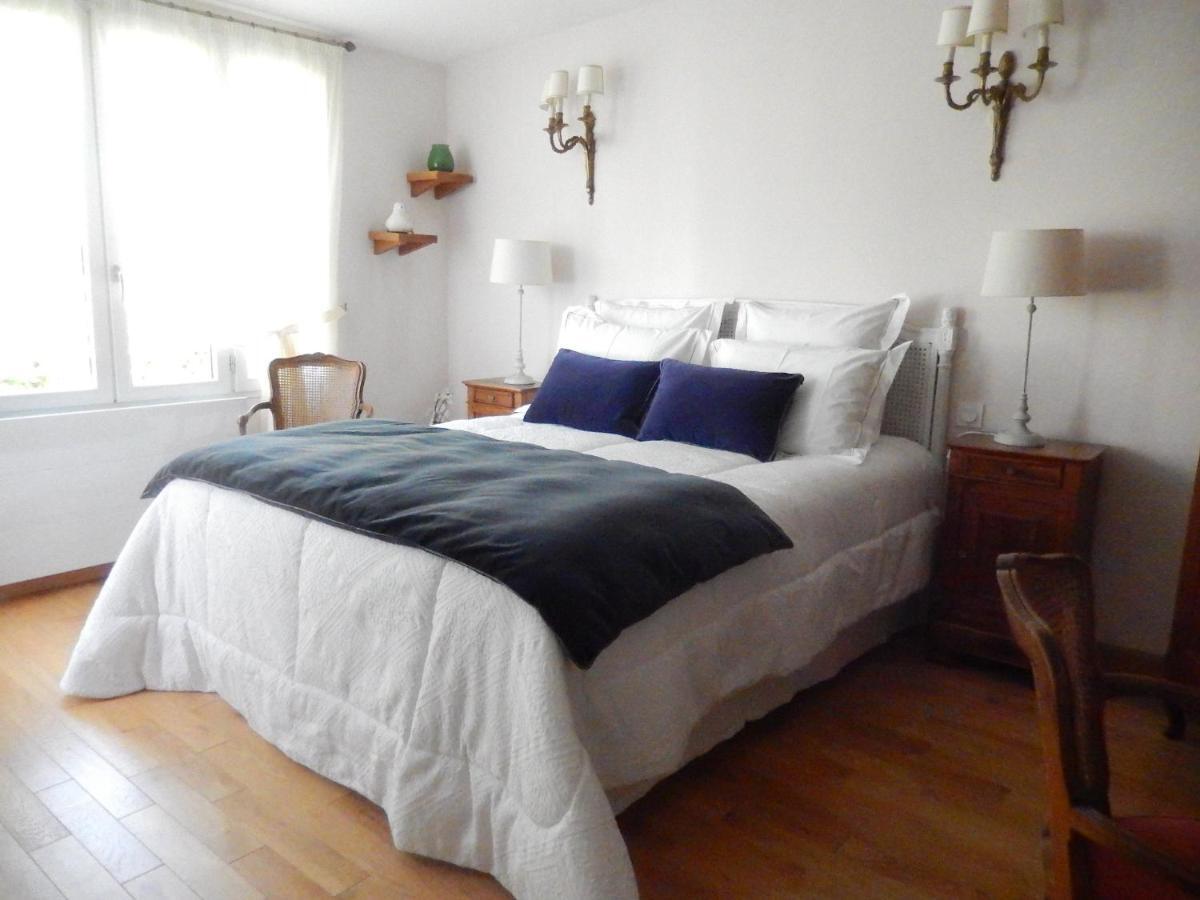Saint-Martin-des-Noyers Chambres D'Hote Le Prelude מראה חיצוני תמונה